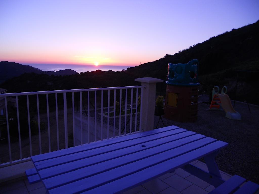 Gites Sassone, Vue Panoramique Sur Ajaccio Et La Mer Alata Habitación foto